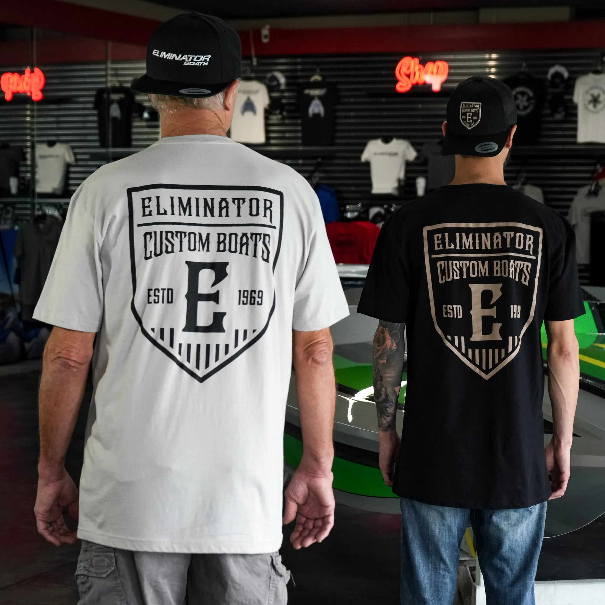Eliminator Custom Boats Men's T-Shirt- Light Gray/Black