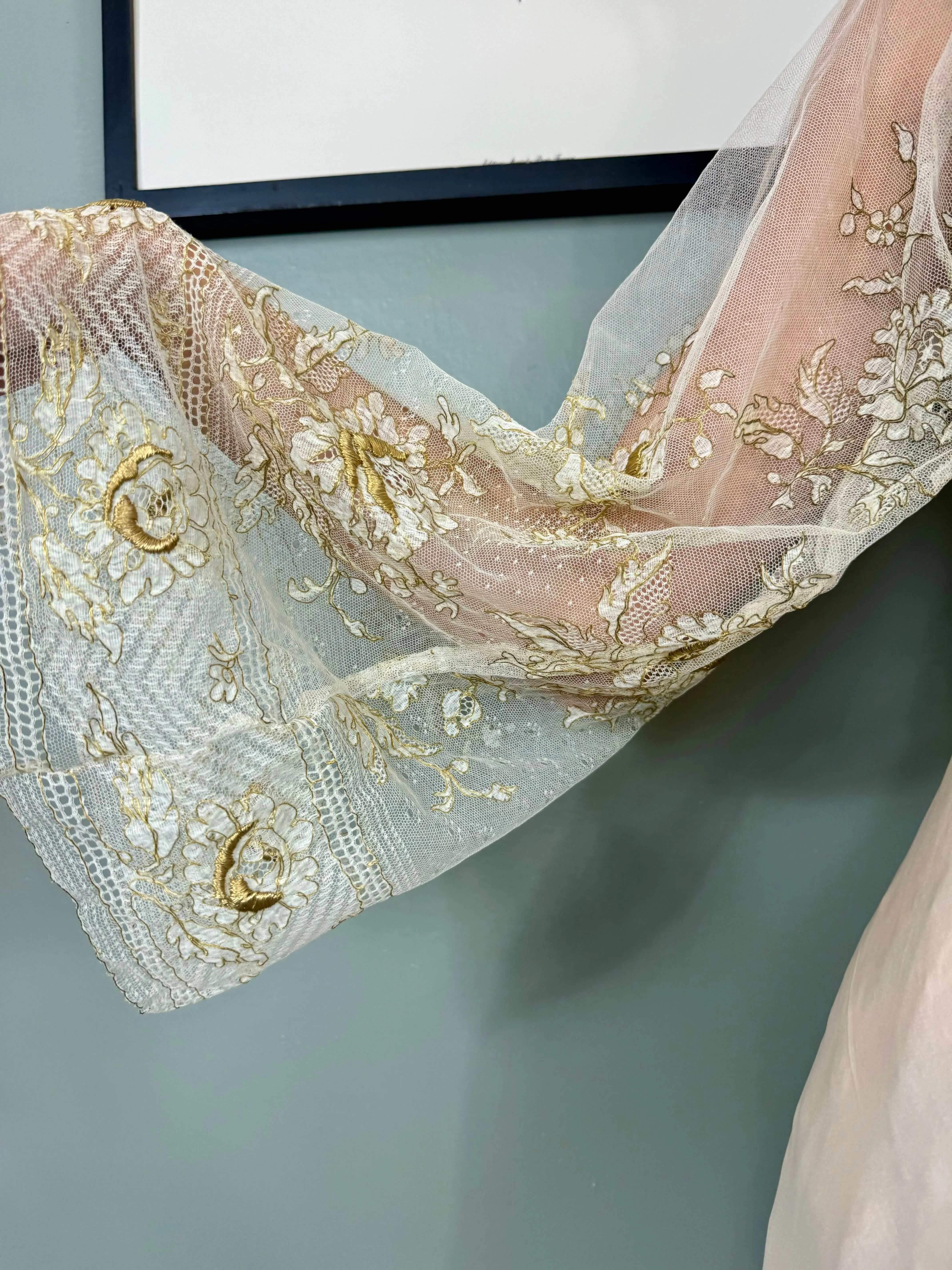 Emmanuelle, 30s silk and lace robe