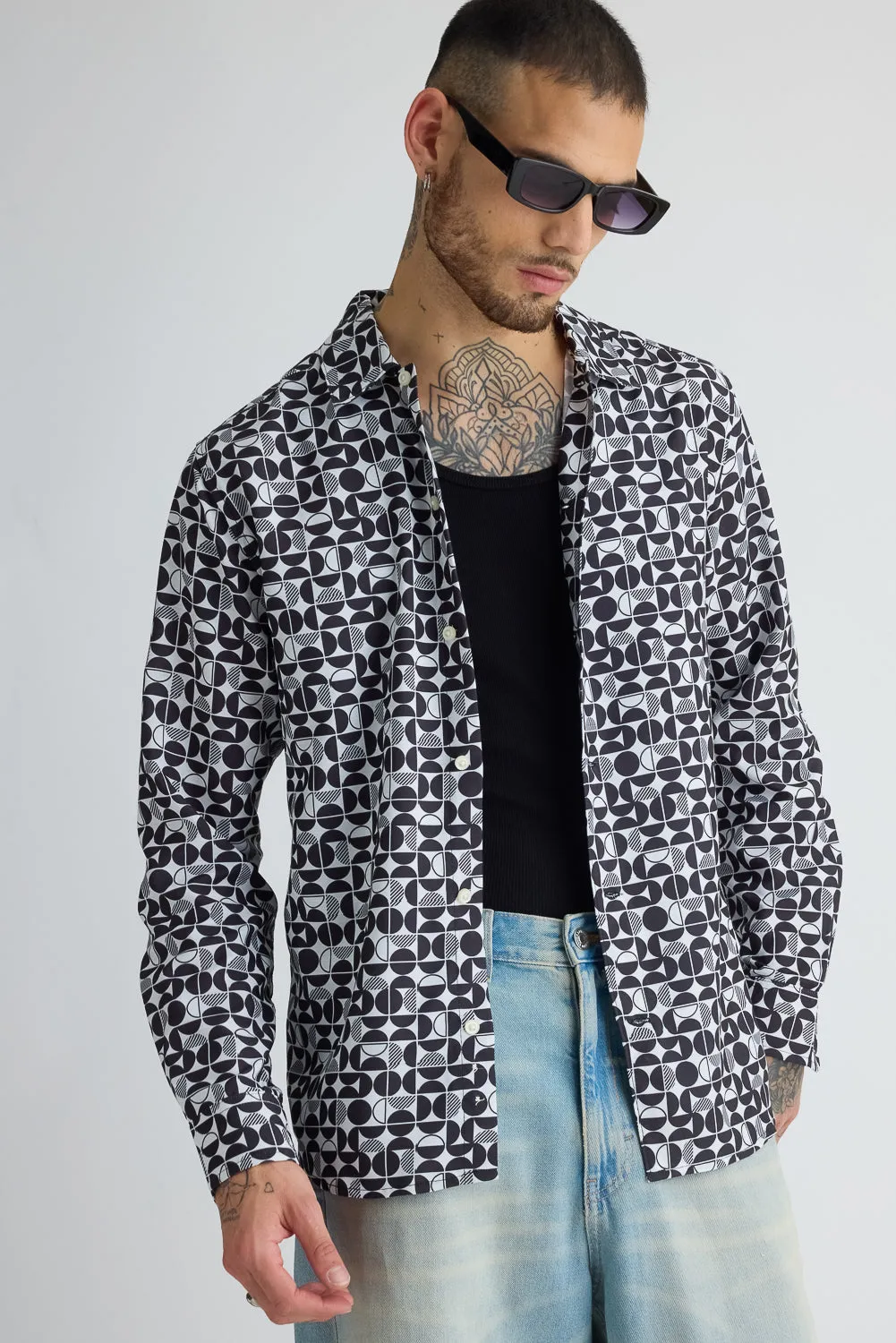 Full Sleeves Men's Avant-Garde Printed Shirt